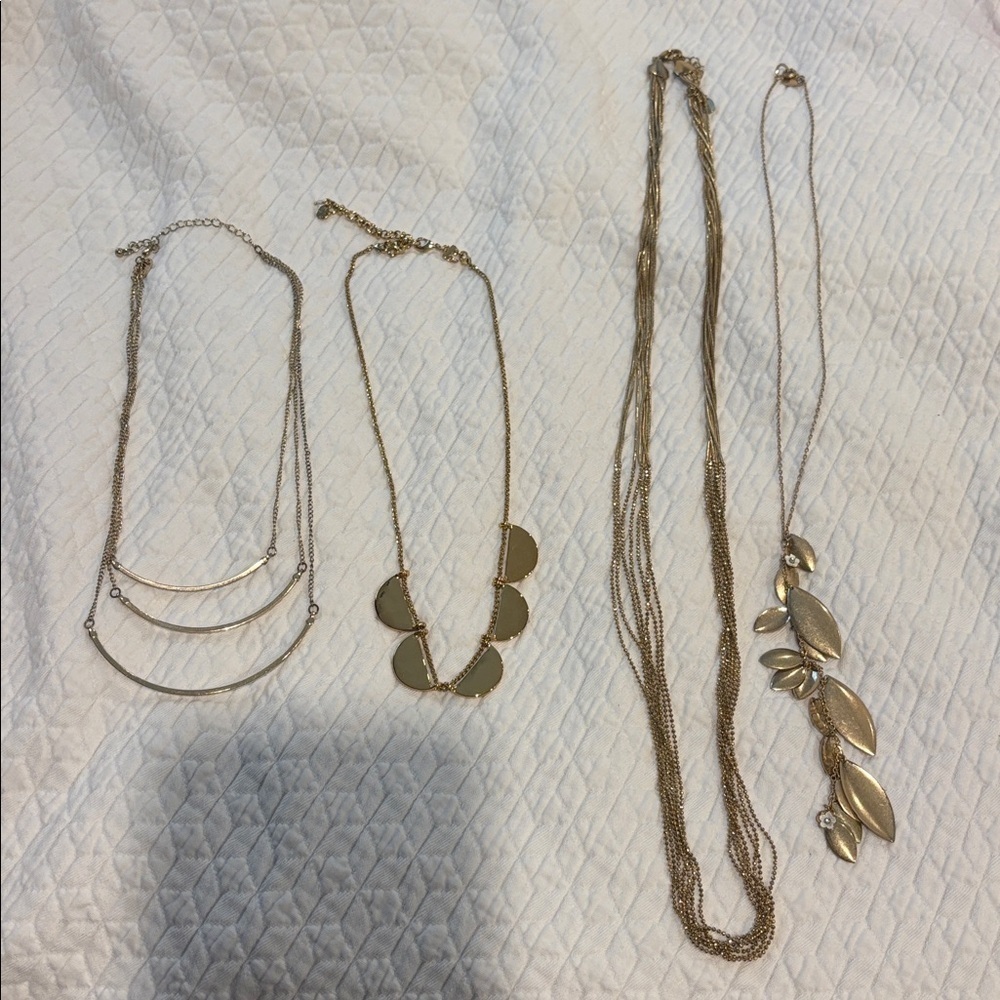 Bundle of 4 necklaces Elegant Gold Tone Necklaces